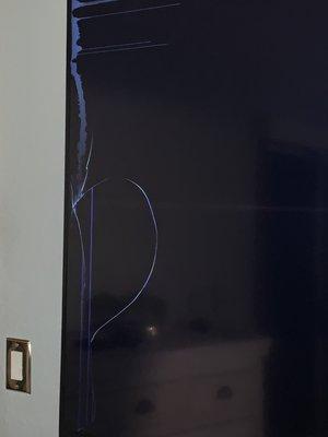 Fractured 70" tv