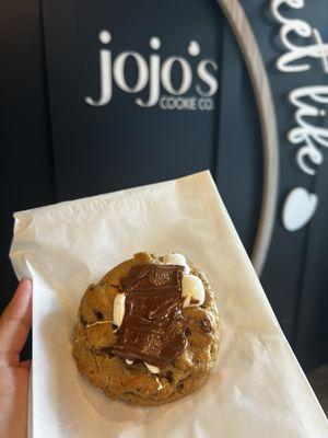 JoJo’s Cookie