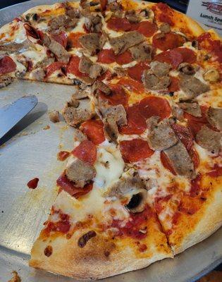 Large Pizza with Pepperoni, Sausage & Mushroom.