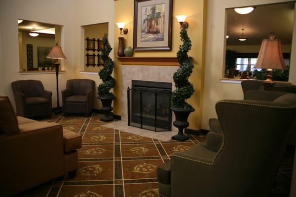 Lobby Prestige Senior Living Auburn Meadows