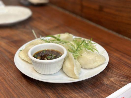 Handmade boiled pork & shrimp dumplings