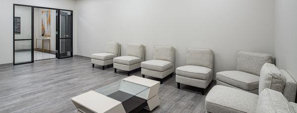 Executive suites waiting area. Conroe Life Changes is in suite 215-A