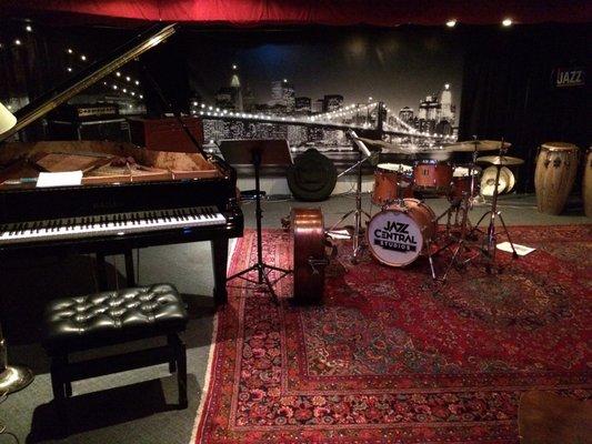 Non-Profit music venue presenting live jazz in an intimate, undistracted environment.