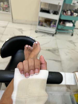 Gel french and gel pedi