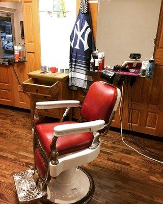 Windsor's Lucky 27 Barbershop & Shave Parlor