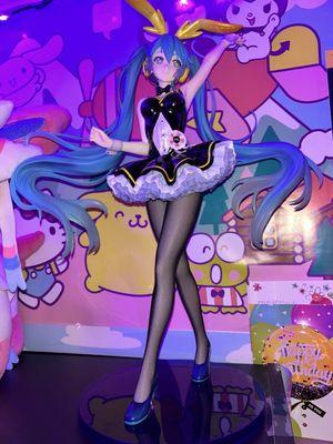 Miku 1/4 scale figure!!