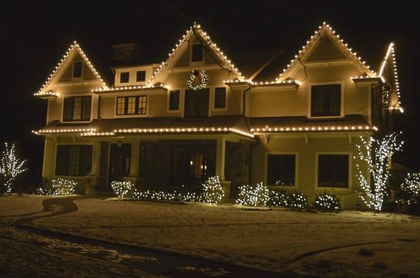 Holiday lighting Glenview, IL.