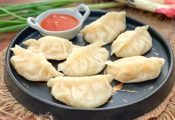 Chicken Momos (Dumpling)