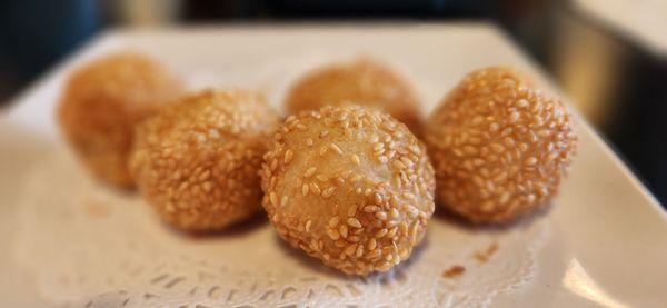 Sesame ball