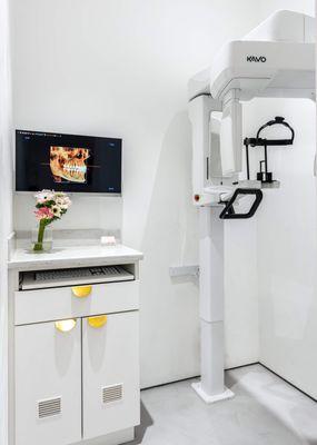 Smile Pop CBCT Machine to capture 3D x-rays and panoramic x-rays