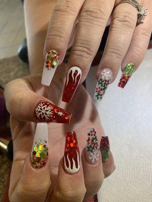 Nails by Mai