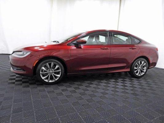 2015 Chrysler 200 Limited  
Bad/Poor/No Credit - 100% Accepted. U Work? U Drive - Get A Car Now! No Obligation to Buy.