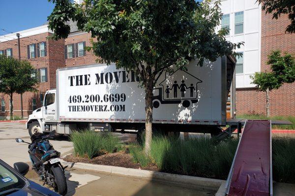 Apartment movers