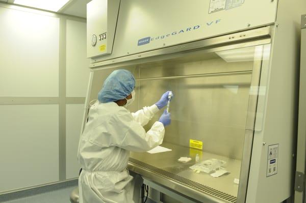 Sterile compounding in positive pressure cleanroom