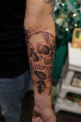 Floral skull by Katrina (pt 1)