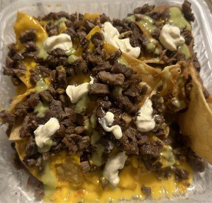 Nachos Con carne asada y bistec