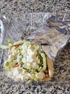 Chicken souvlaki pita