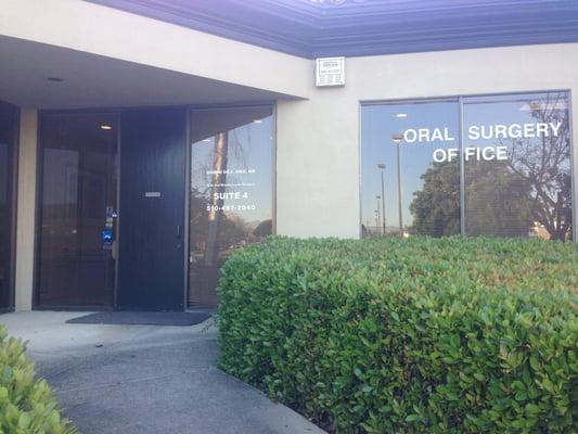 Hidemi Oka DMD, MD, MS Oral Maxillofacial Surgery Store Front, Union City, CA.