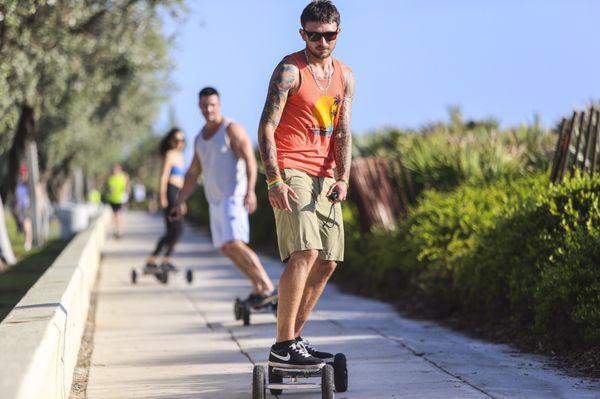 Electric Skateboard Rentals in Fort Lauderdale, Miami, West Palm Beach, Boca, Delray. Things to do in South Florida. Rent a board today!