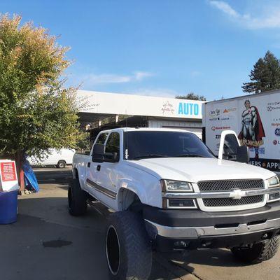 Oh boy we just murdered out this truck with 5 percent all around even the windshield