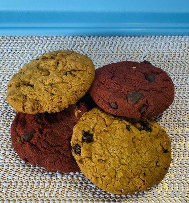 Oatmeal & Red Velvet Cookies