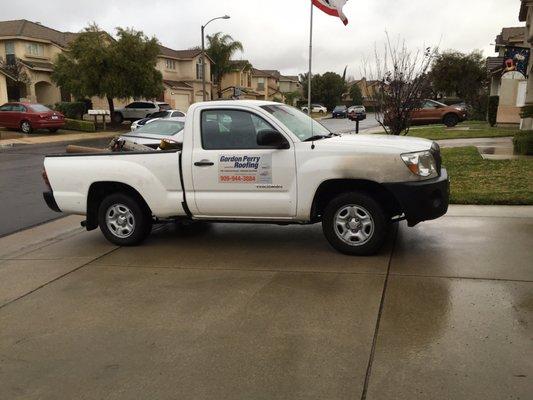 Gordon came during the rain to help me fix my leak. So appreciative of his fast response and repair.