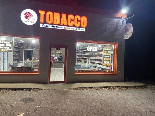 HOLY PIPE TOBACCO SHOP