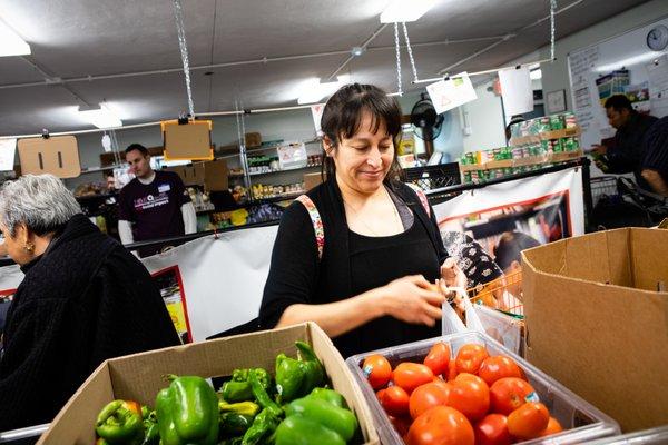 At PRC's Food Pantry, we offer fresh produce, frozen meats, bakery and nutritious canned food to our visitors.