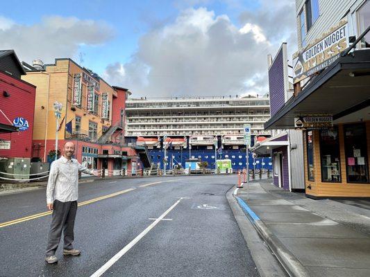 Downtown Ketchikan at 5:50am in the morning. There's no length I won't go for a picture without strangers.