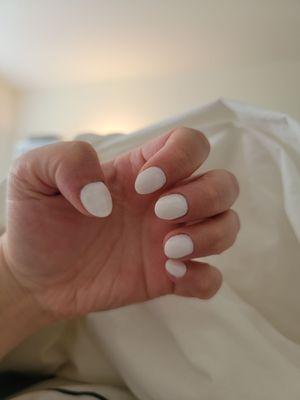 White gel Mani