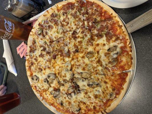 Cheese, bacon, mushrooms and jalapeños