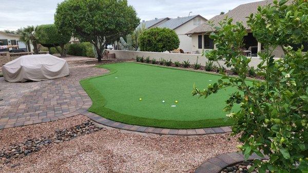 Putting green installation