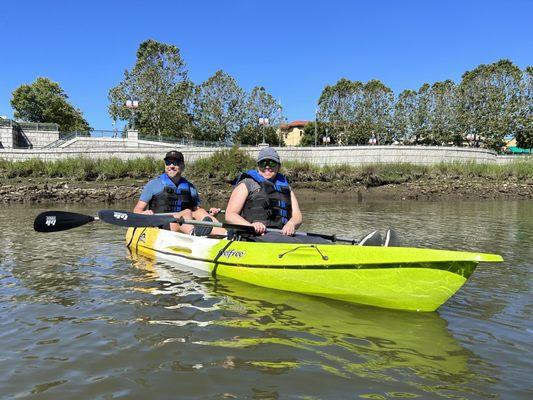 Couple who were a part of the Kayak History Tour