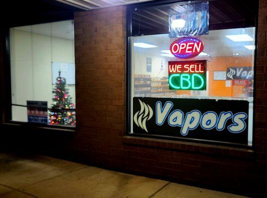 Vapors Ecigs LLC