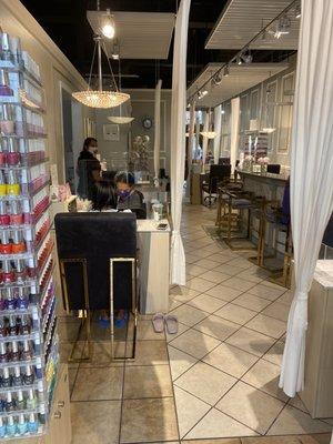 Manicure area