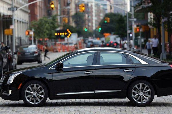 CADILLAC XTS SEDAN