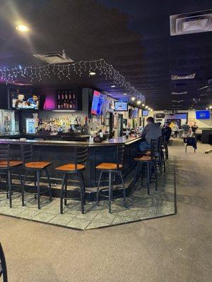 Starskys Bar Grill