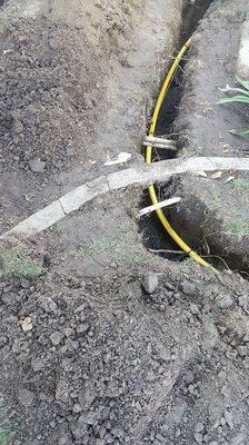 Poly gas pipe flexible  no fittings  easy to install and won't get roughten  out  by the soil or elements