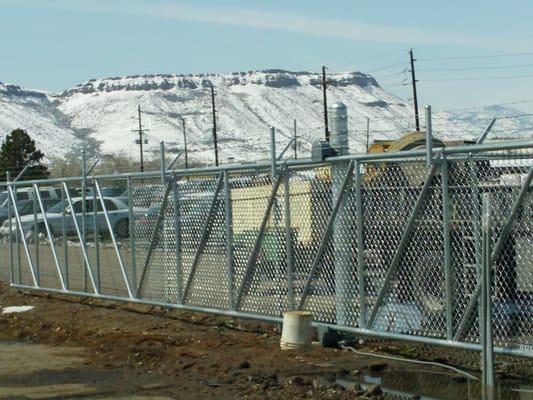 Chain Link Cantilever Gate