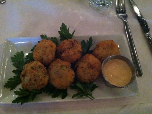 Potato artichoke cakes