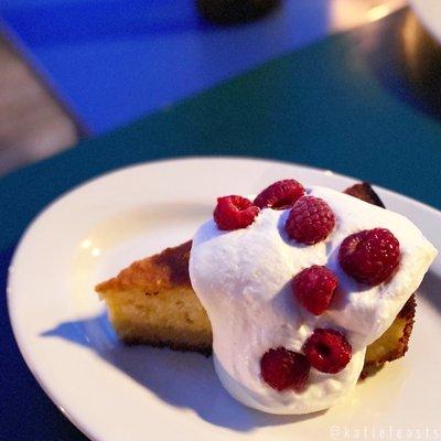 Lemon almond polenta cake