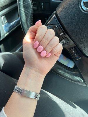 nails