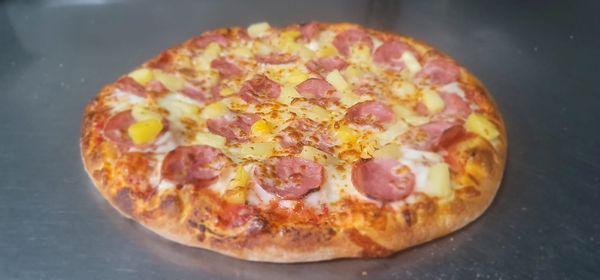 Hawaiian Pizza! Sweet and Savory