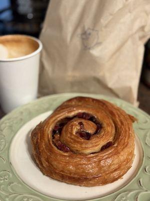 Cranberry croissant