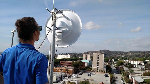 Installing wireless antenna