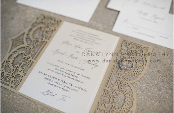 Wedding invite details. Photos by Dana Lynn Photography