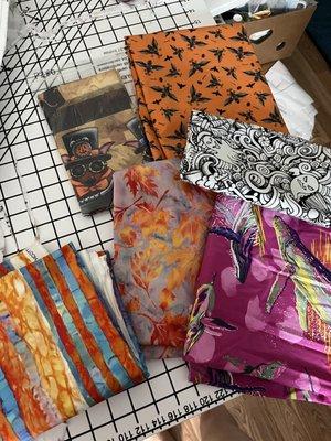 Pretty sweet fabric haul! Can't wait for Halloween!