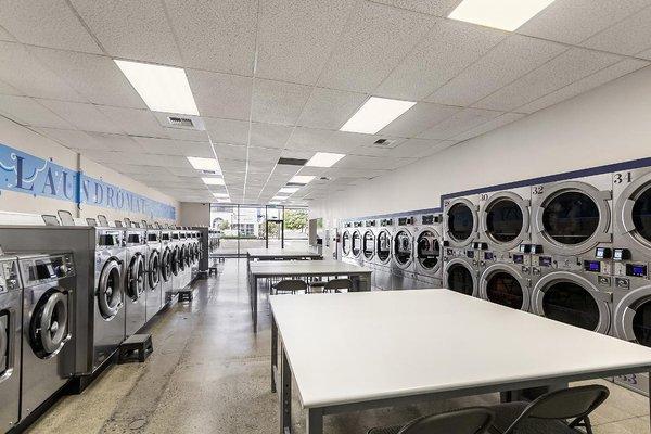 Baskets Laundromat