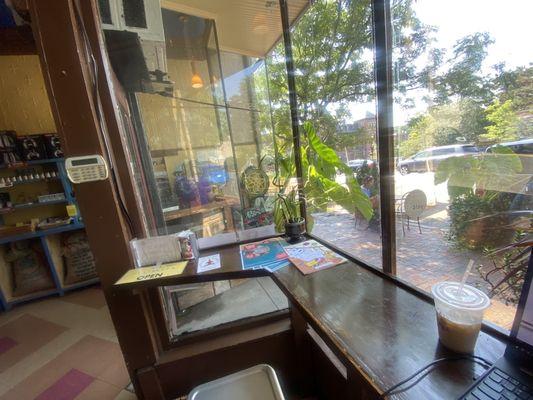 Entrance dining area