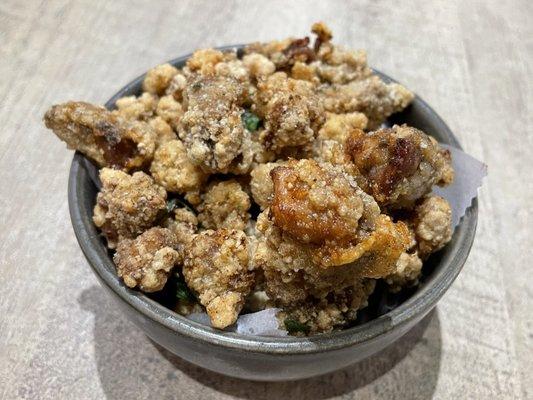 Taiwanese popcorn chicken appetizer $10